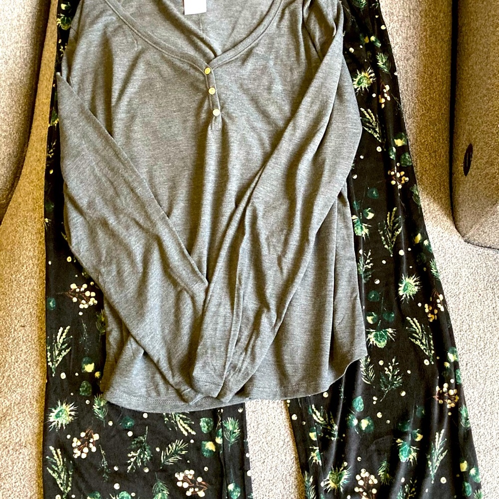 Stars Above 2-piece Pajamas Set Snowy Pines